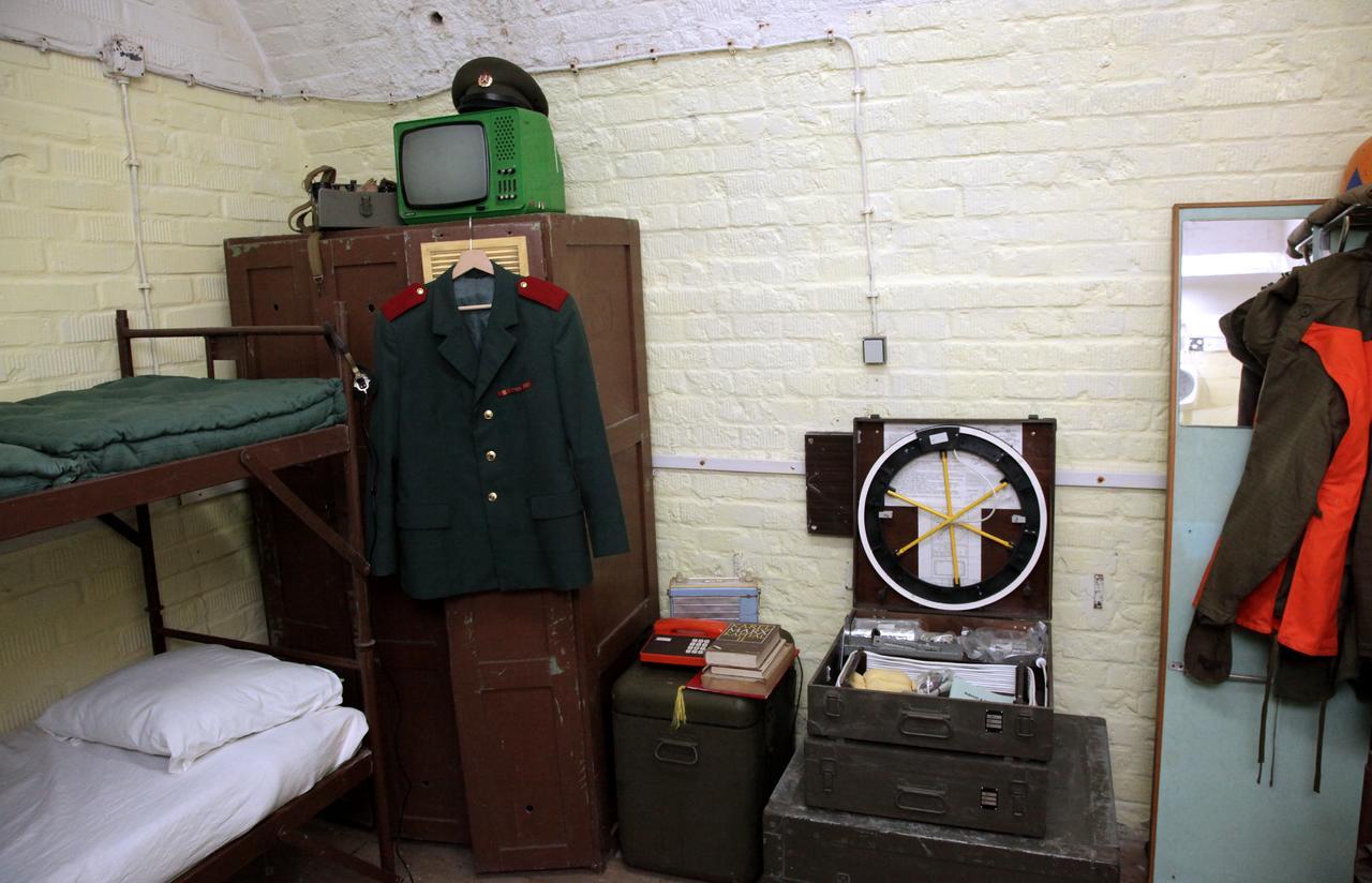 10-Z Bunker Hostel Brno Bagian luar foto